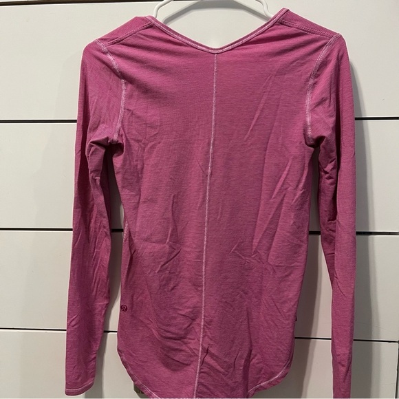 Lululemon Yogini 5 Year Long Sleeve Tee Pink Stripe - Picture 5 of 8